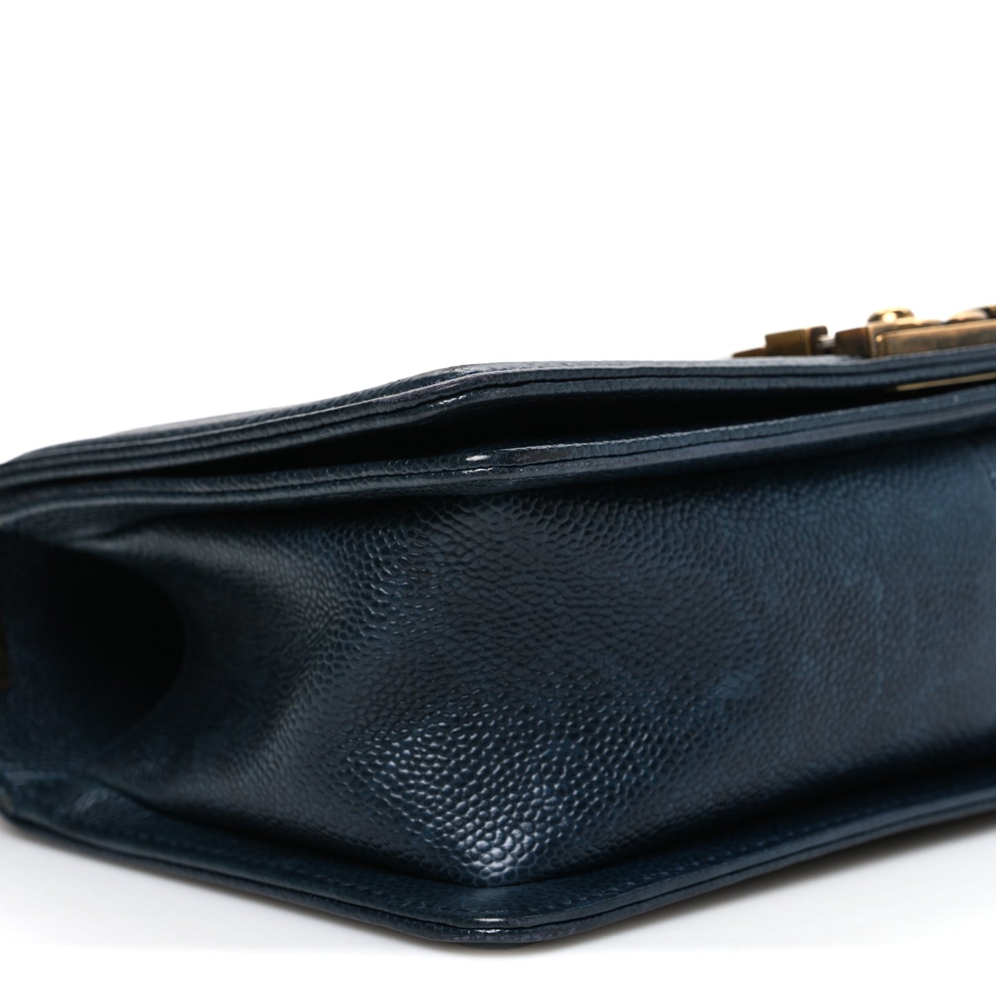 Caviar Quilted Medium Boy Flap Navy