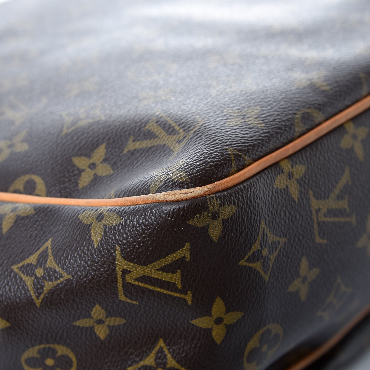 Monogram Batignolles Vertical