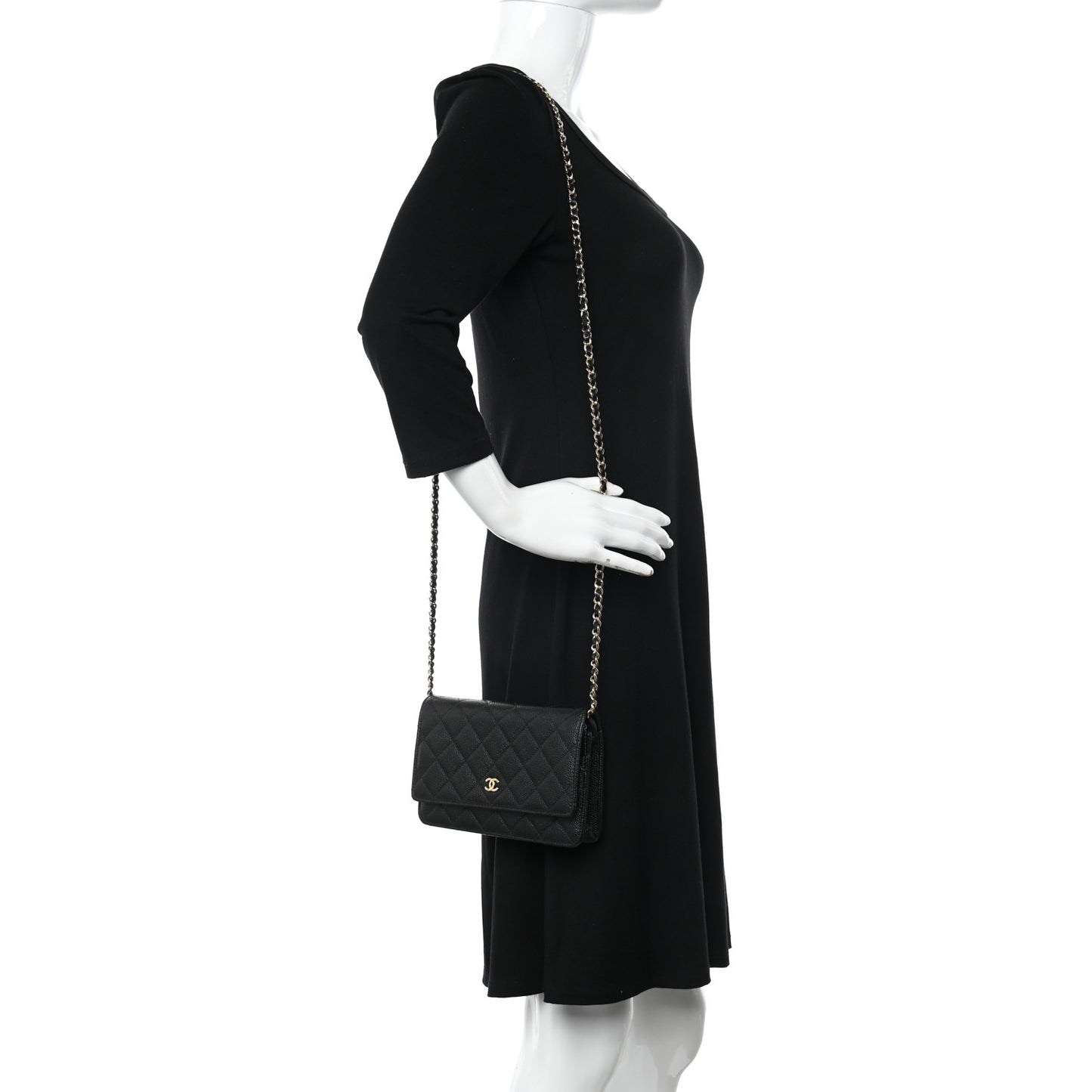 Caviar Quilted Wallet on Chain WOC Black