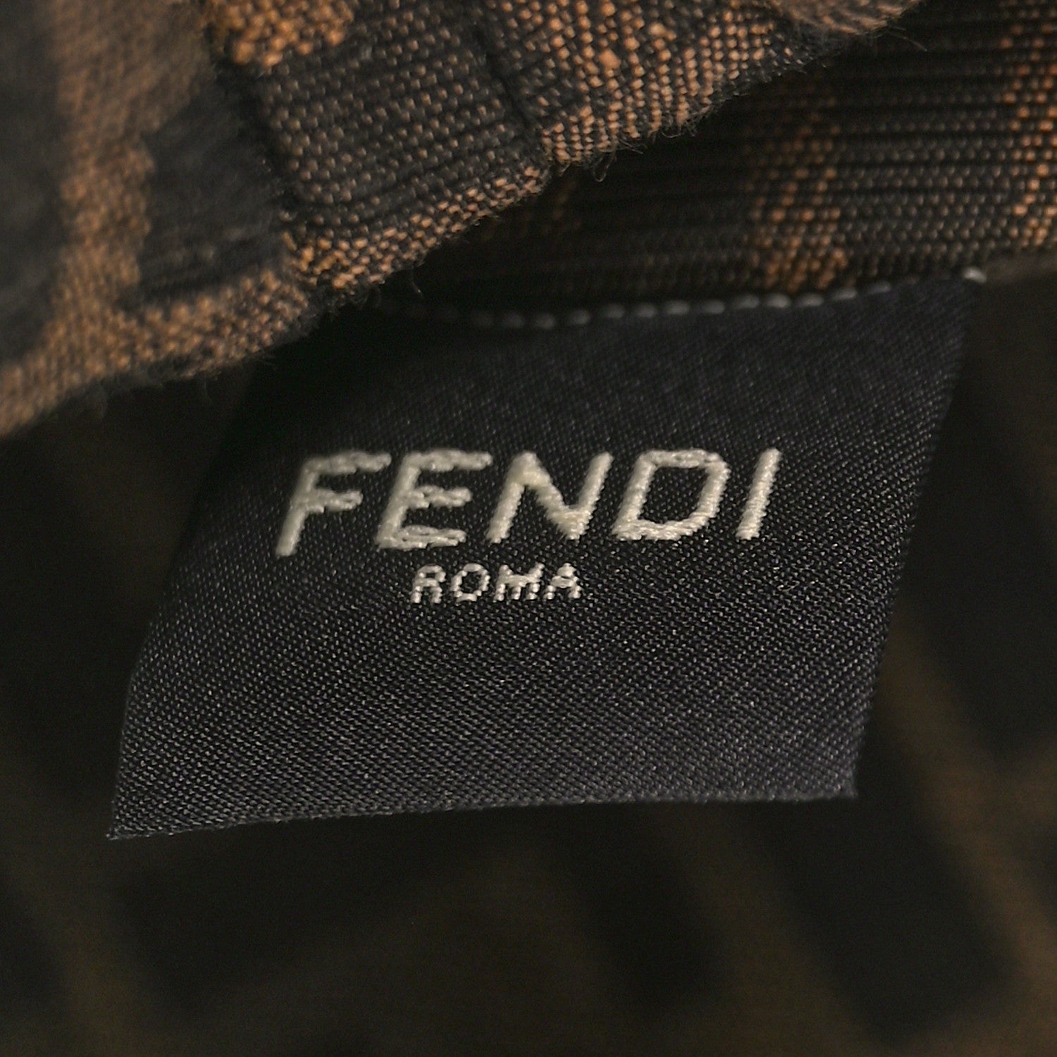 Fendi Vitello Vernice Midi Fendi First Pink Dalia 6 of 9