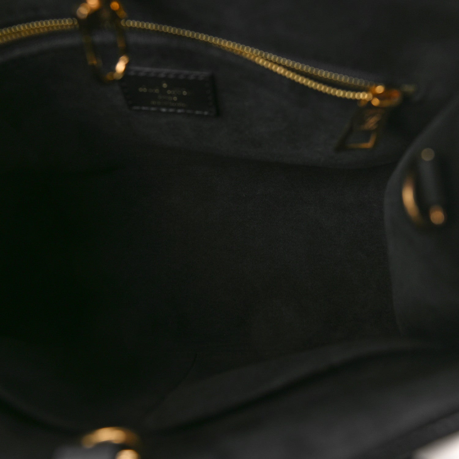 Louis Vuitton Empreinte Monogram Giant Onthego PM Black 5 of 10