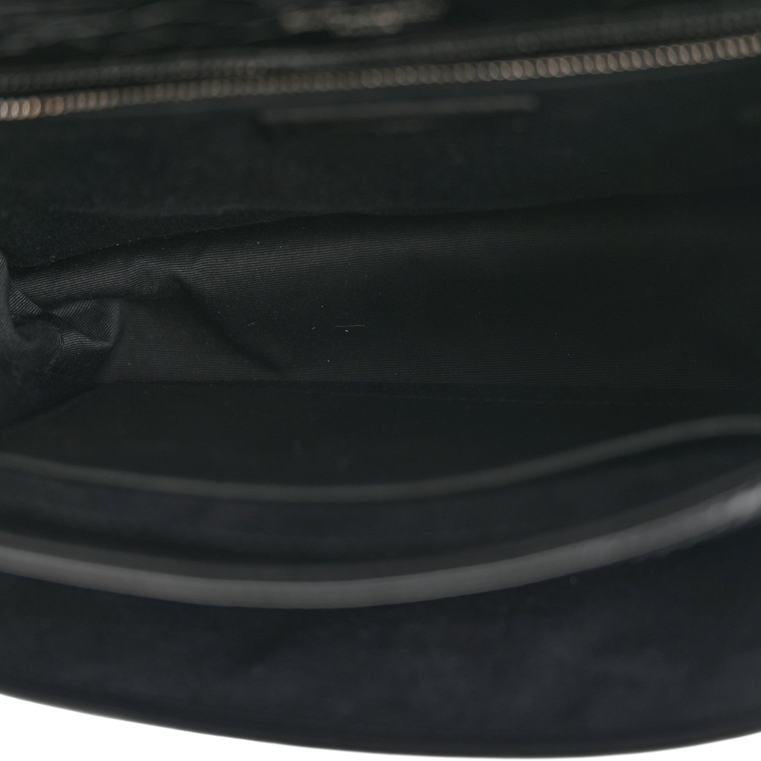 Saint Laurent Crinkled Calfskin Matelasse Monogram Medium Niki Chain Satchel Black 6 of 11