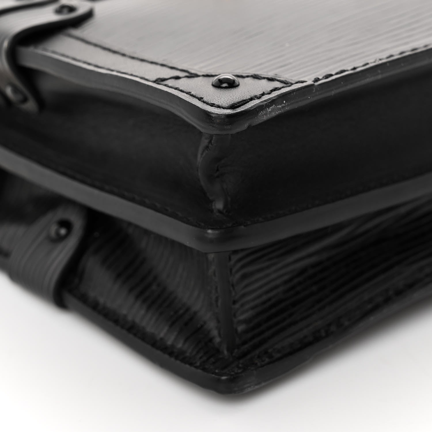 Louis Vuitton Epi Trunk Clutch Black 8 of 10