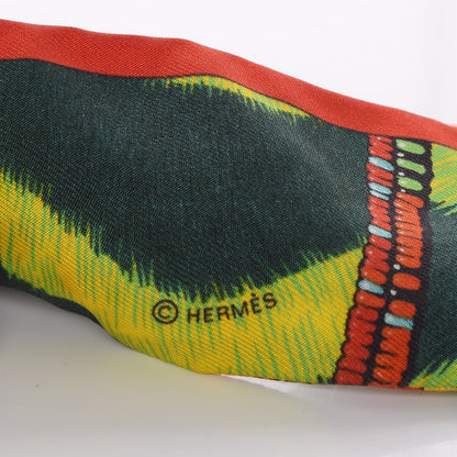Hermes Silk Pelages et Camouflage Twilly Rouge Vert Jaune 4 of 5