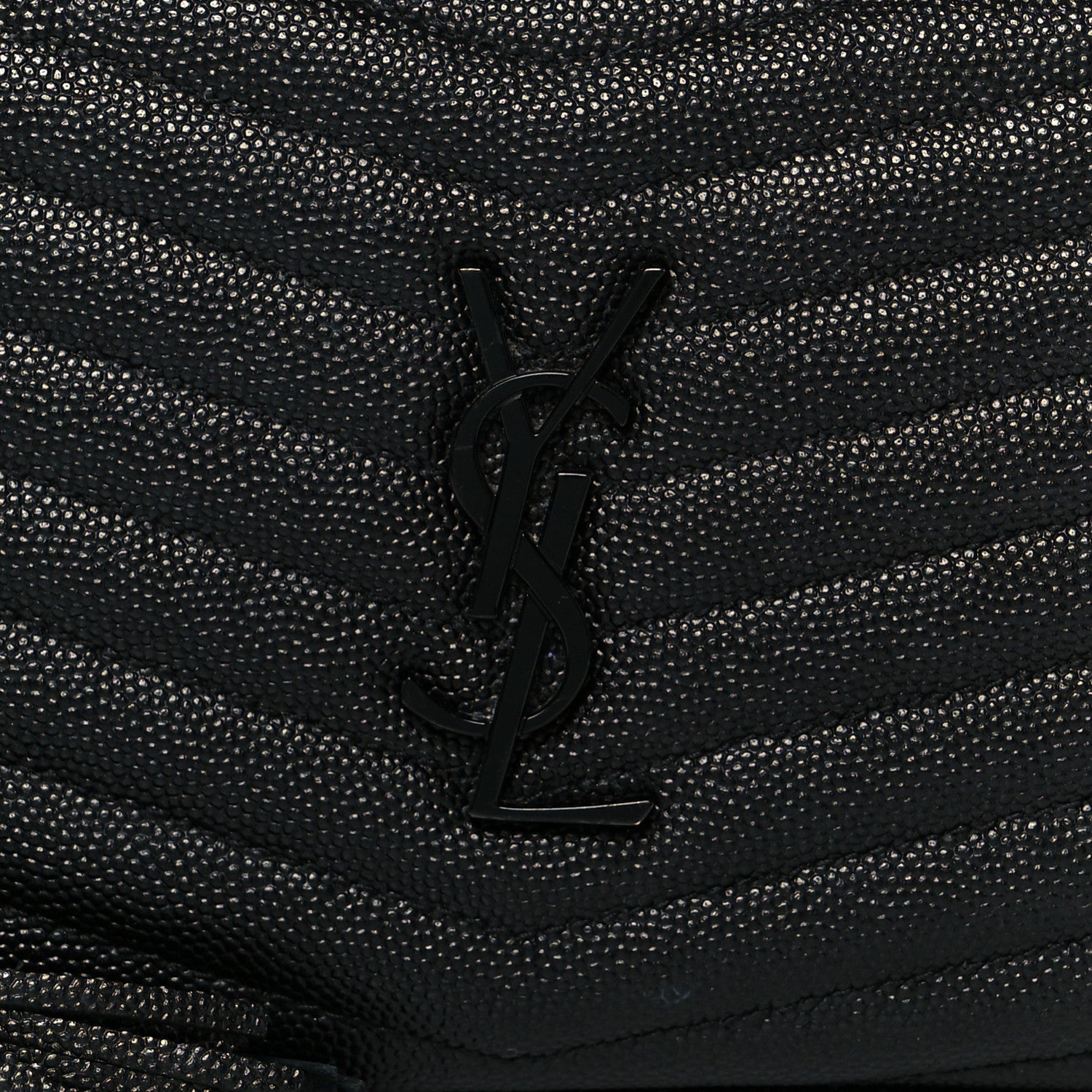 Saint Laurent Grain De Poudre Matelasse Monochrome Monogram Mini Lou Camera Bag Black 8 of 11