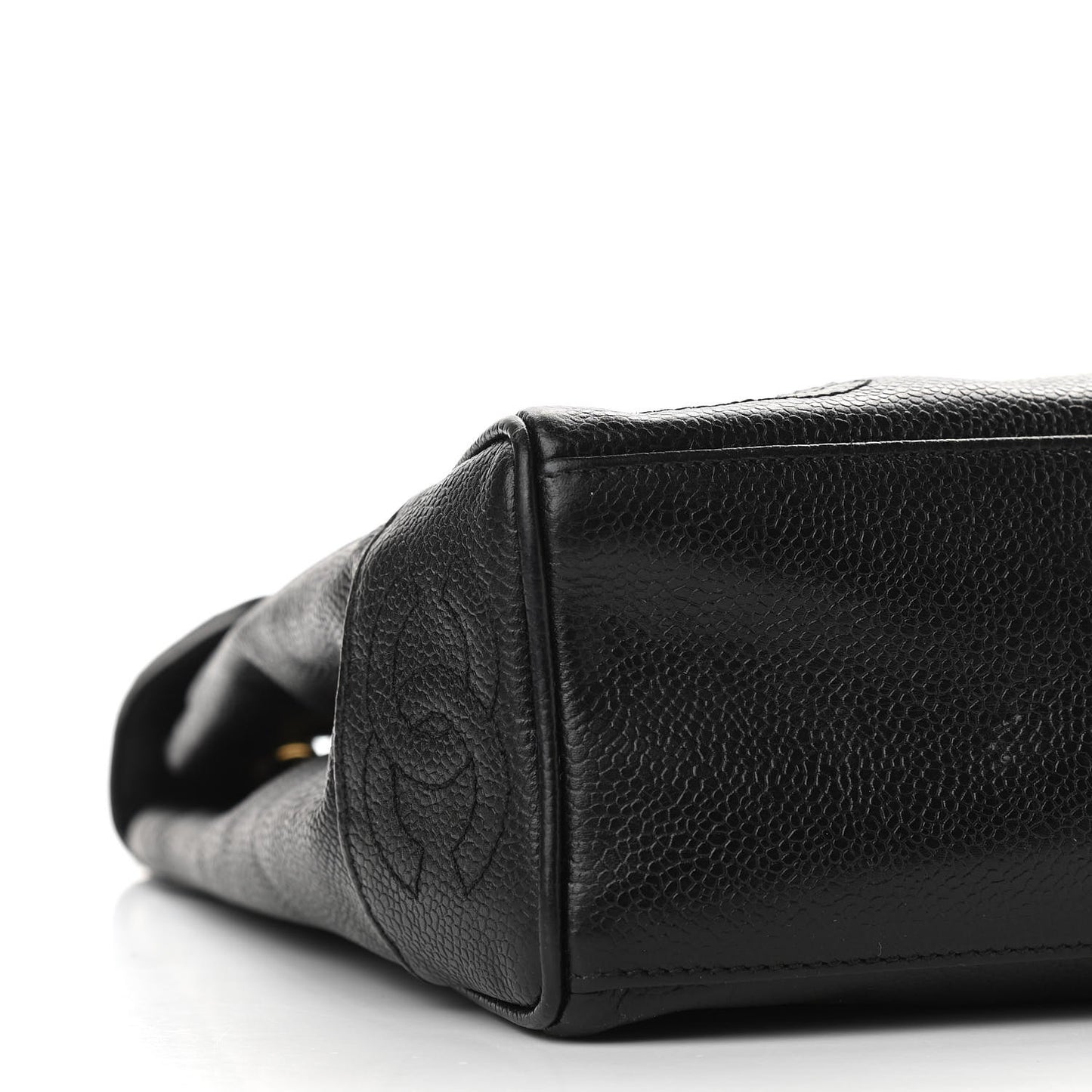 Caviar Flap Shoulder Bag Black
