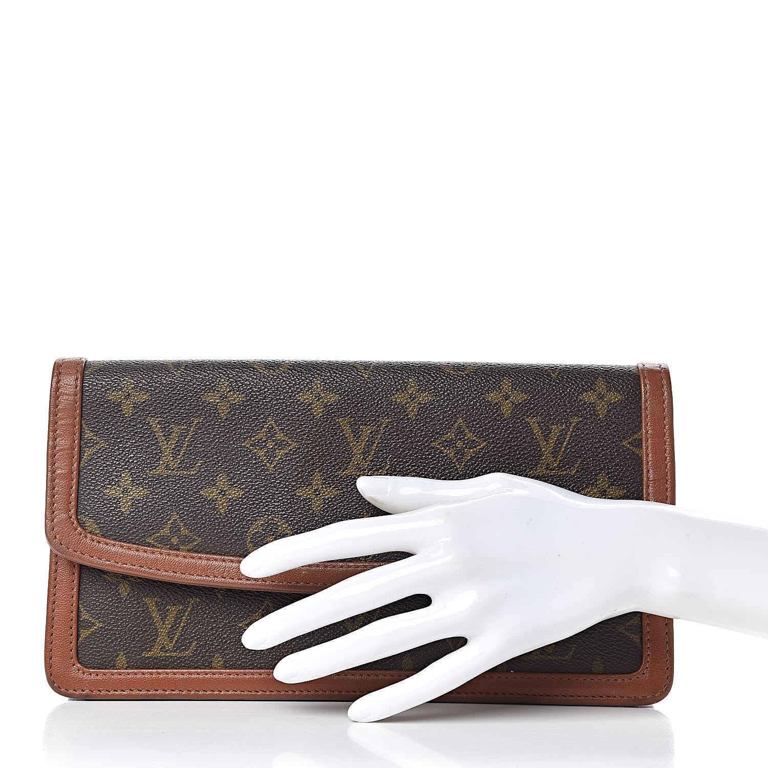 Louis Vuitton Monogram Pochette Dame 26 3 of 11