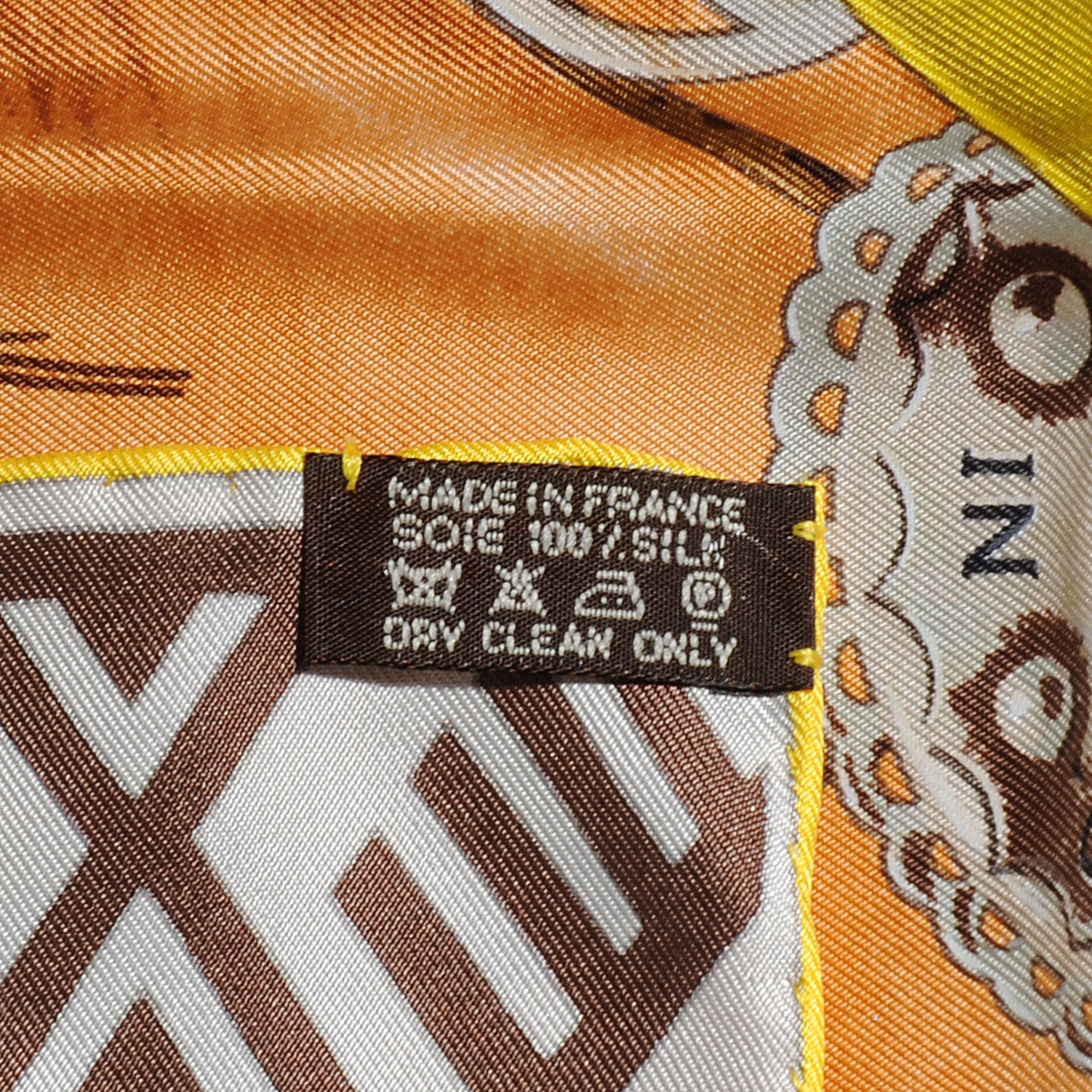 Silk Wako Ni Scarf 90 Jaune Vert Rouge