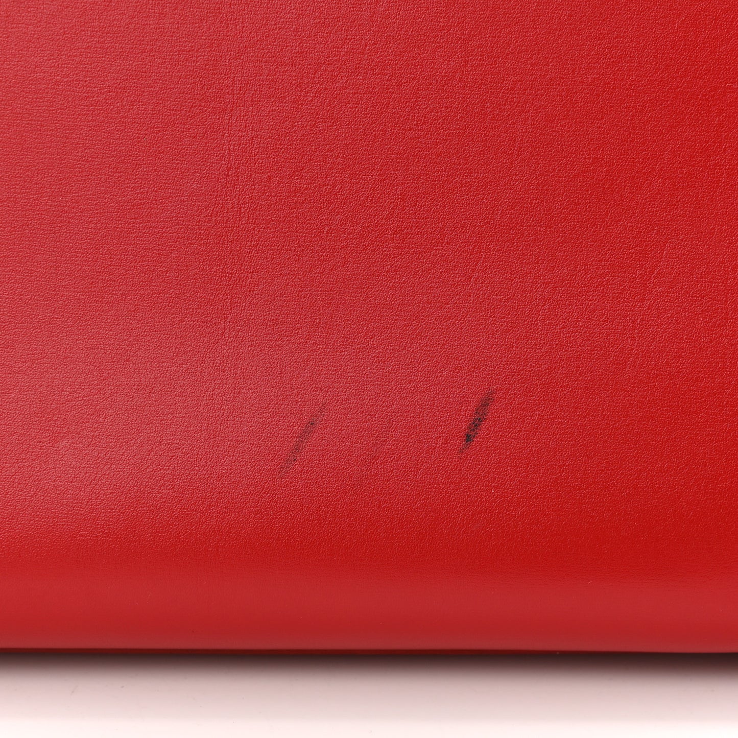Box Calfskin MM Brillant Satchel Red