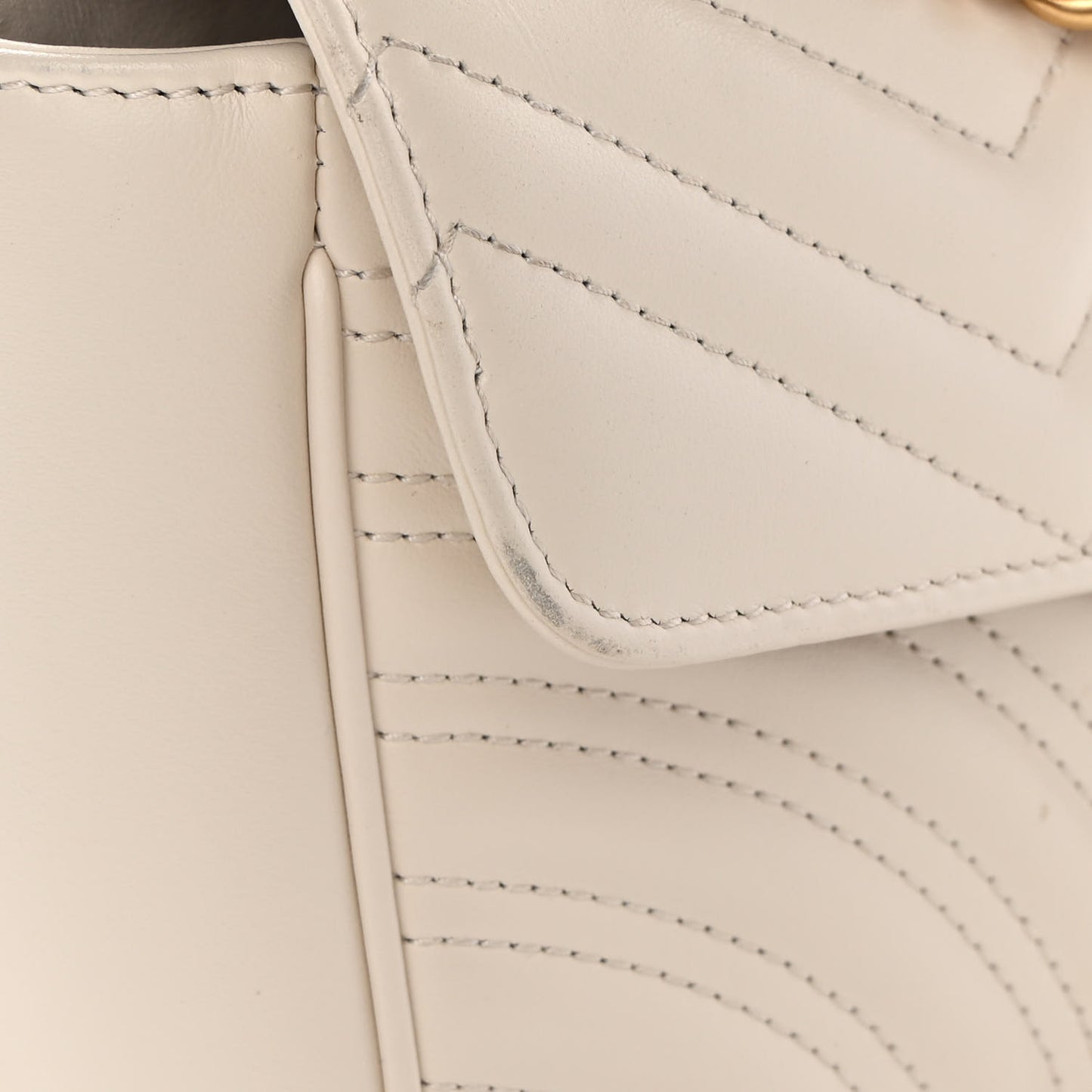 Calfskin Matelasse Small GG Marmont Shoulder Bag White