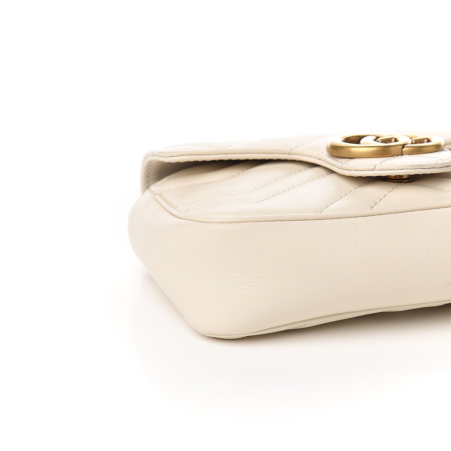 Calfskin Matelasse Super Mini GG Marmont Shoulder Bag White