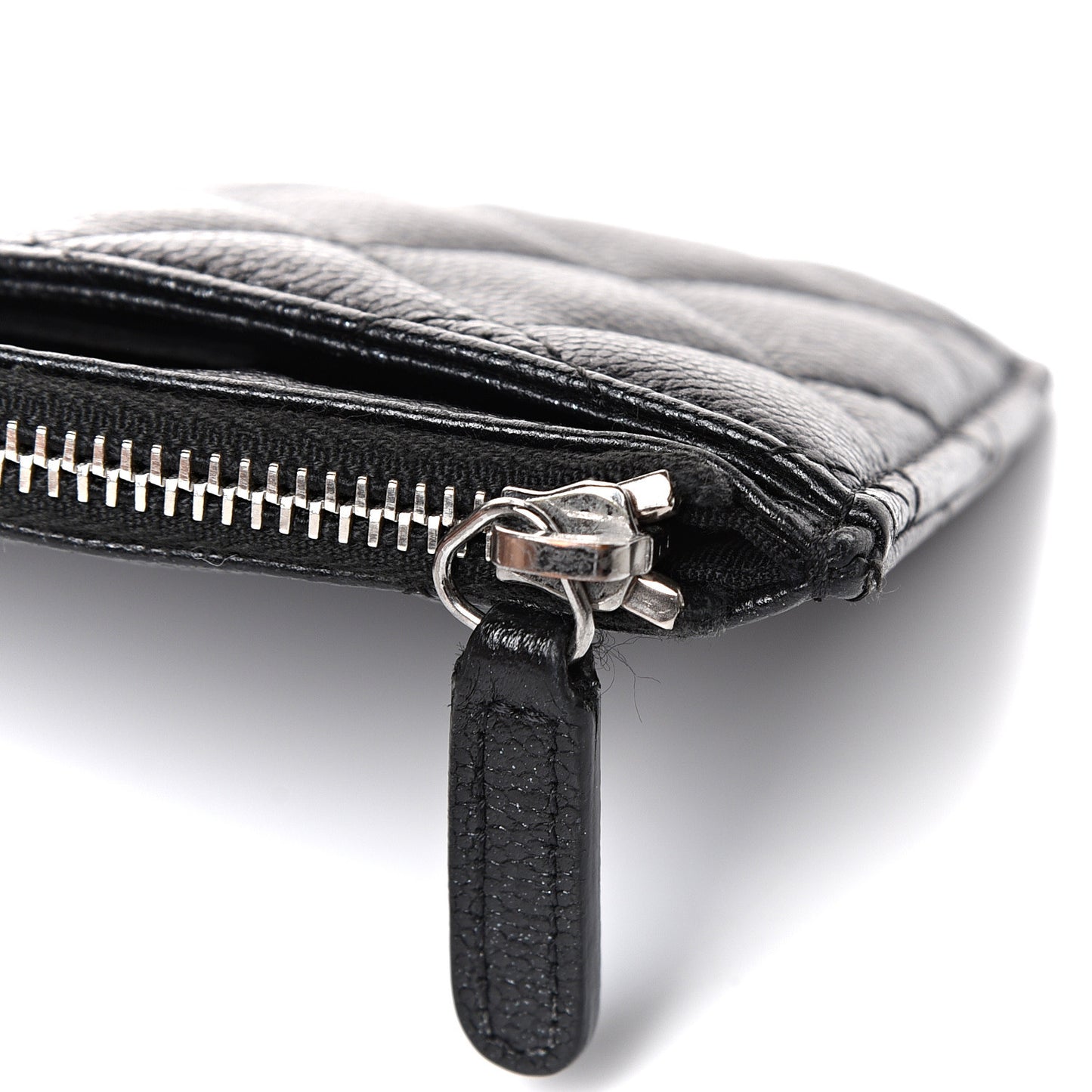 Iridescent Caviar Quilted Classic Zip Pouch Black