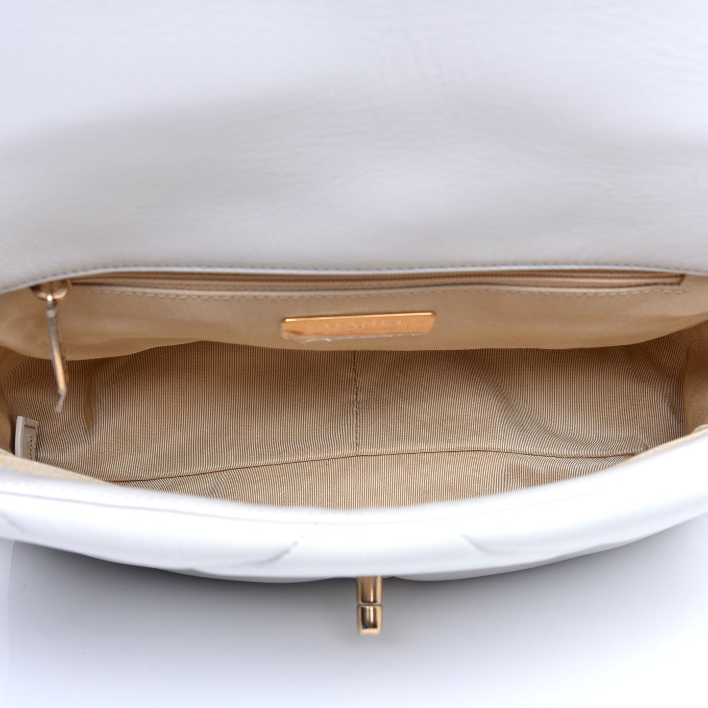 Goatskin Quilted Medium 19 Flap White