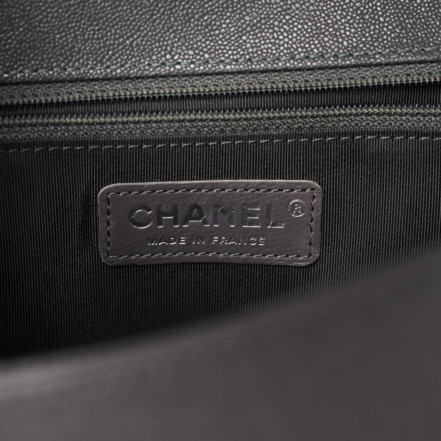 Caviar Quilted New Medium Boy Flap Grey