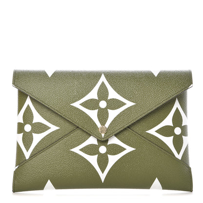 Louis Vuitton Monogram Giant Kirigami Pochette Set 2 of 18
