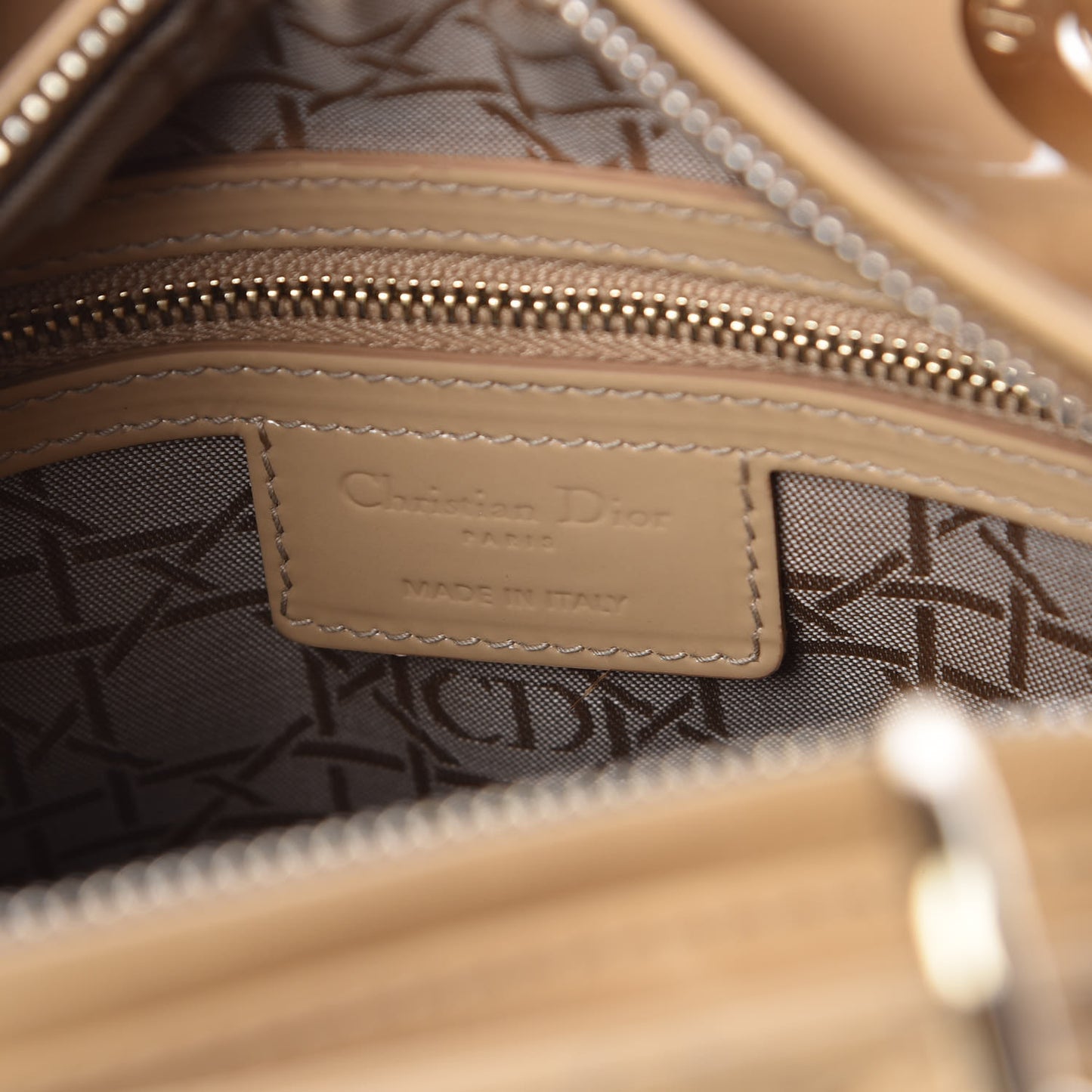 Patent Cannage Medium Lady Dior Beige