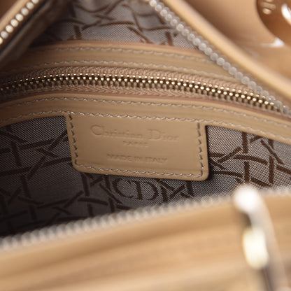 Christian Dior Patent Cannage Medium Lady Dior Beige 7 of 13