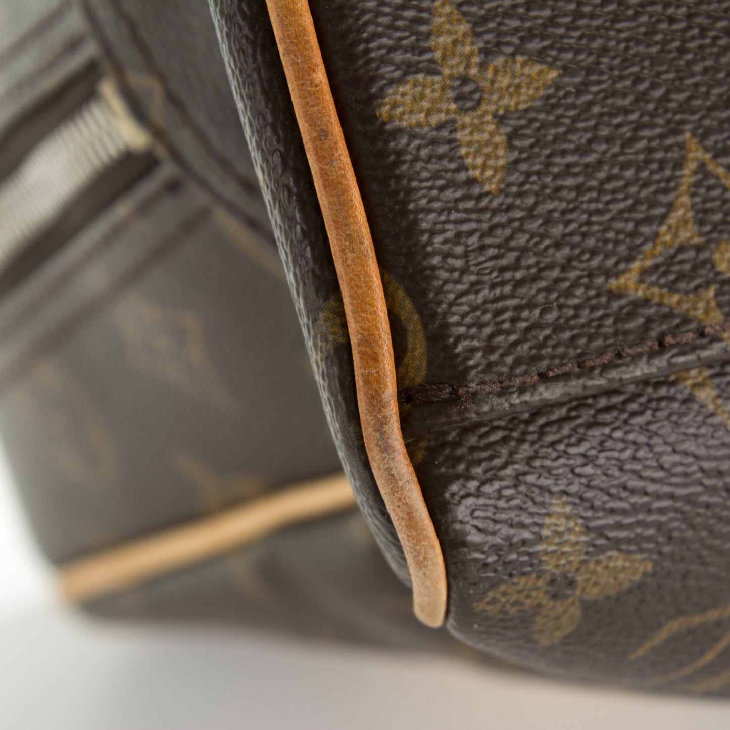 Monogram Manhattan GM
