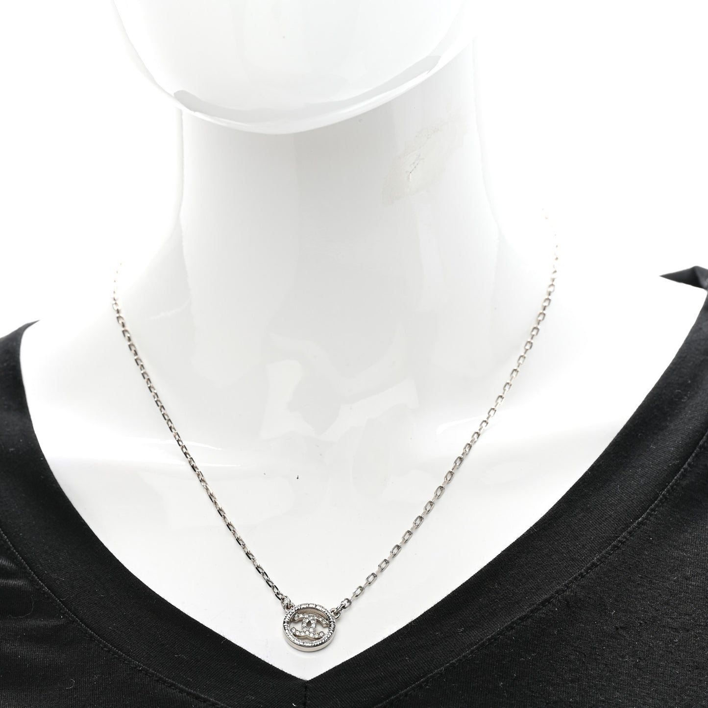 Metal Crystal CC Round Pendant Necklace Silver