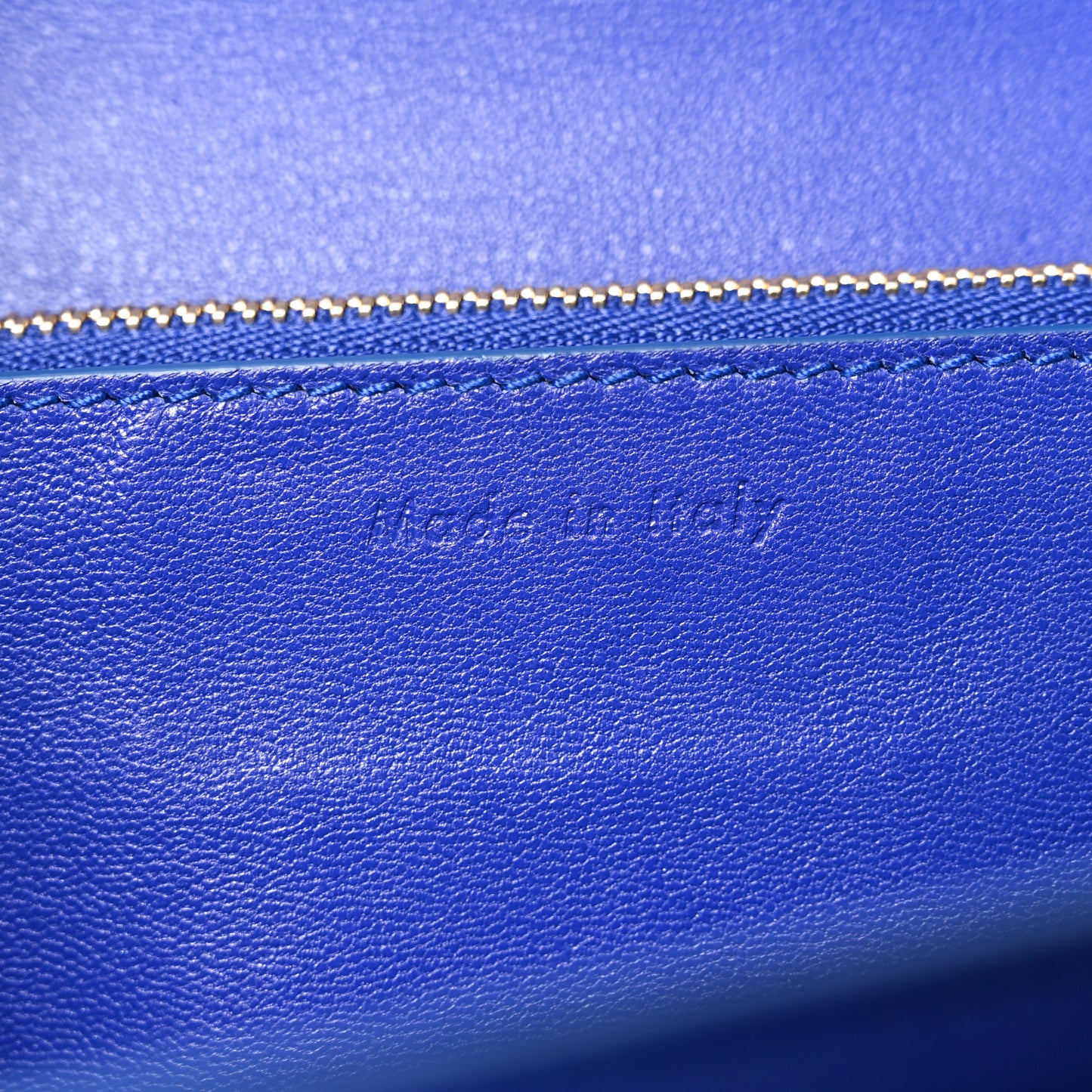 Box Calfskin Medium Classic Box Flap Bag Indigo