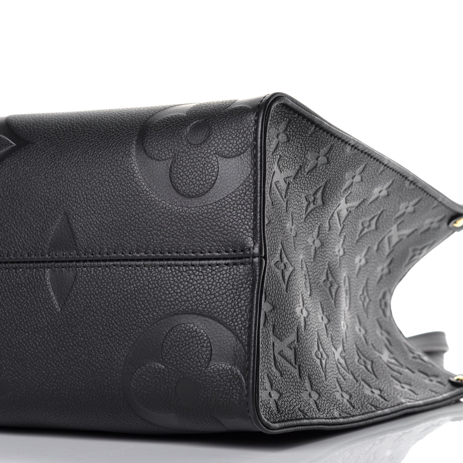 Louis Vuitton Empreinte Monogram Giant Onthego MM Black 9 of 9
