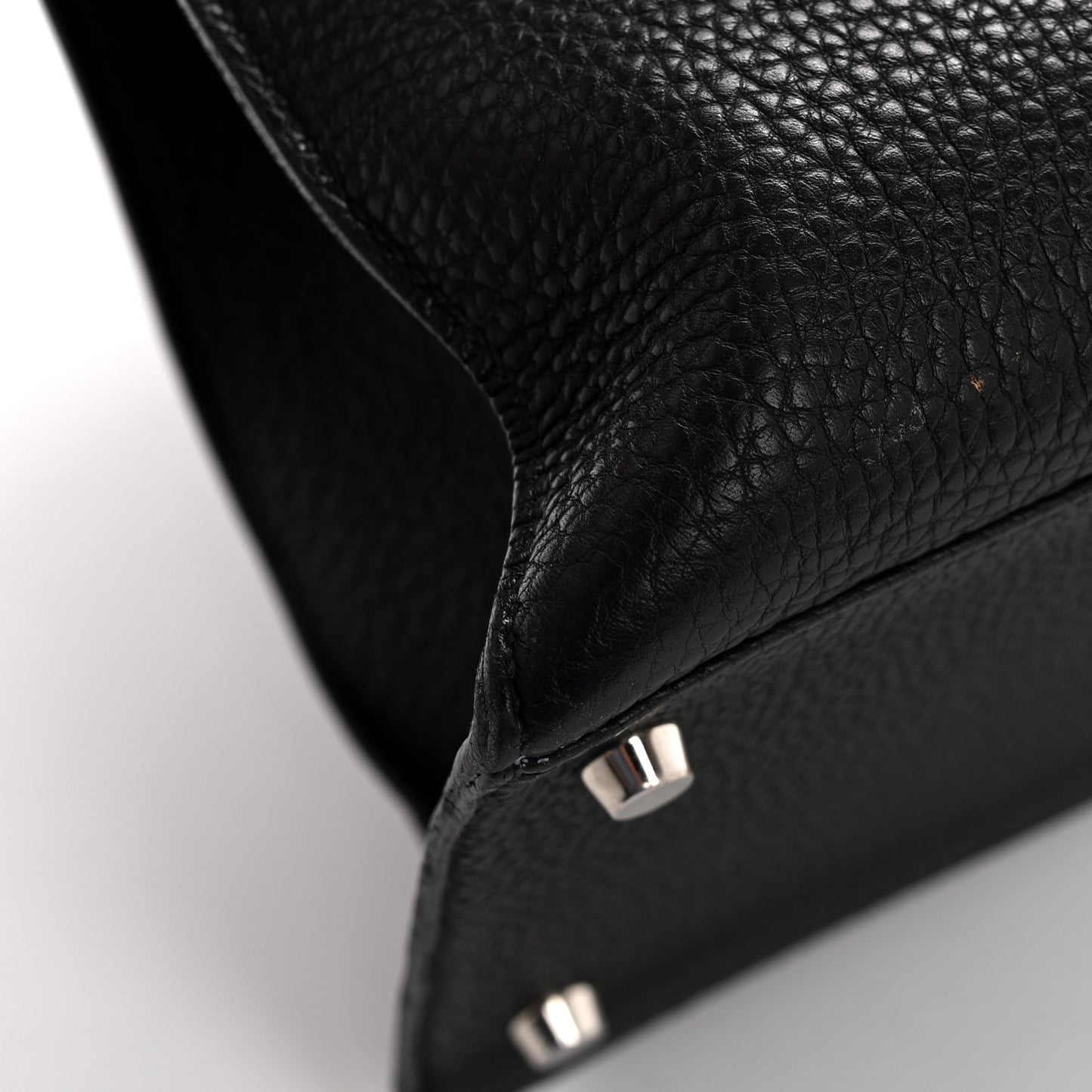 Togo Kelly Sellier 40 Black