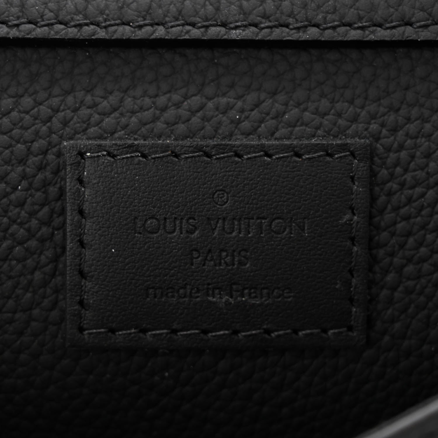 Louis Vuitton Grained Calfskin Aerogram Takeoff Slingbag Black 6 of 10