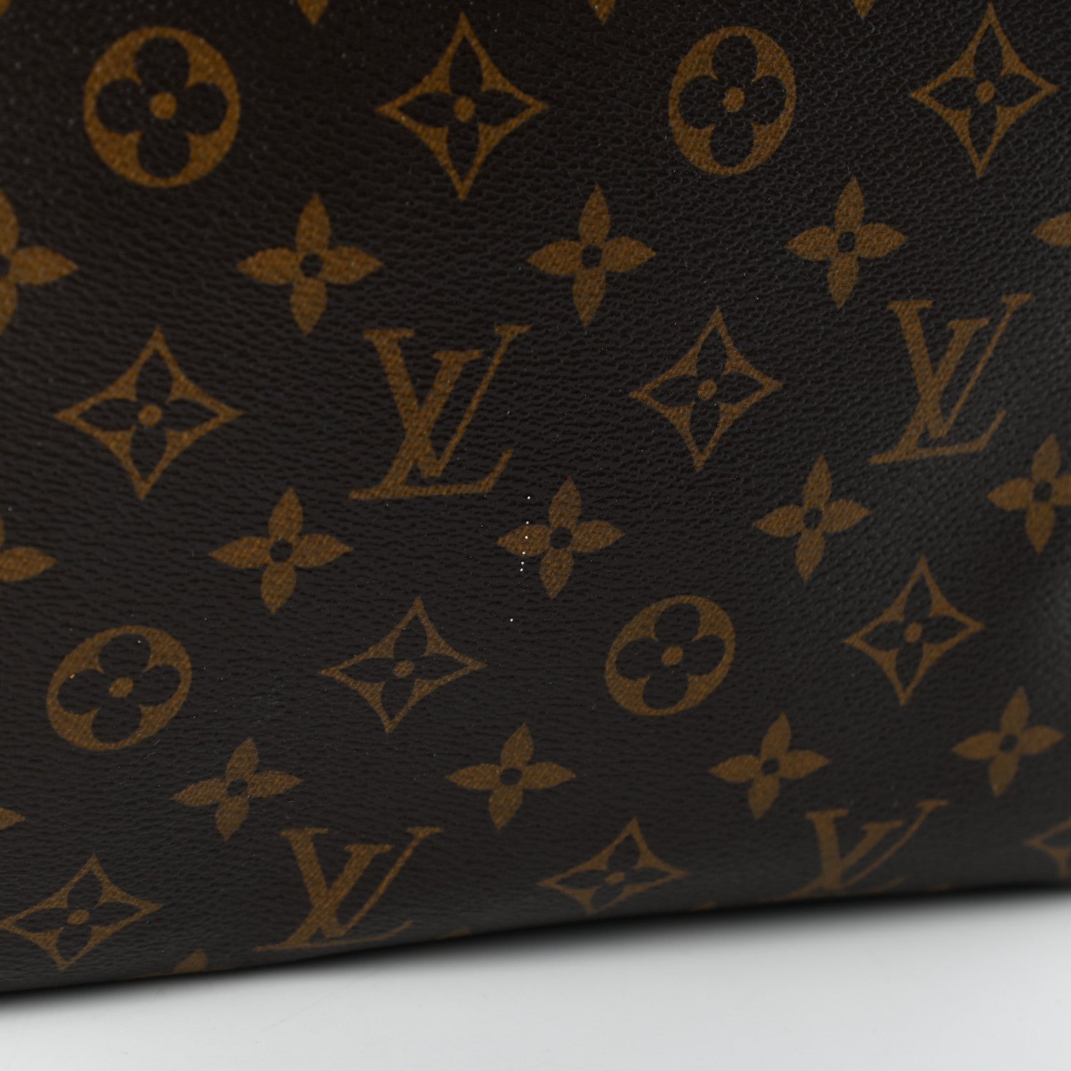 Louis Vuitton Monogram Totally MM 9 of 9