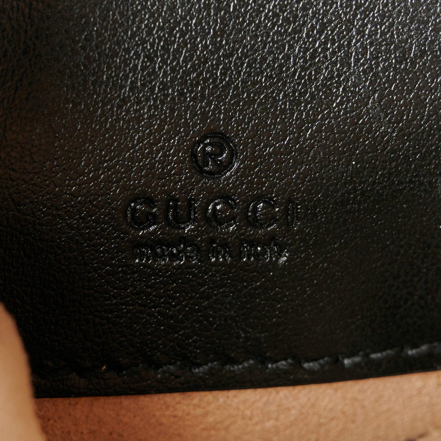 Calfskin Matelasse Mini GG Marmont Crossbody Bag Black