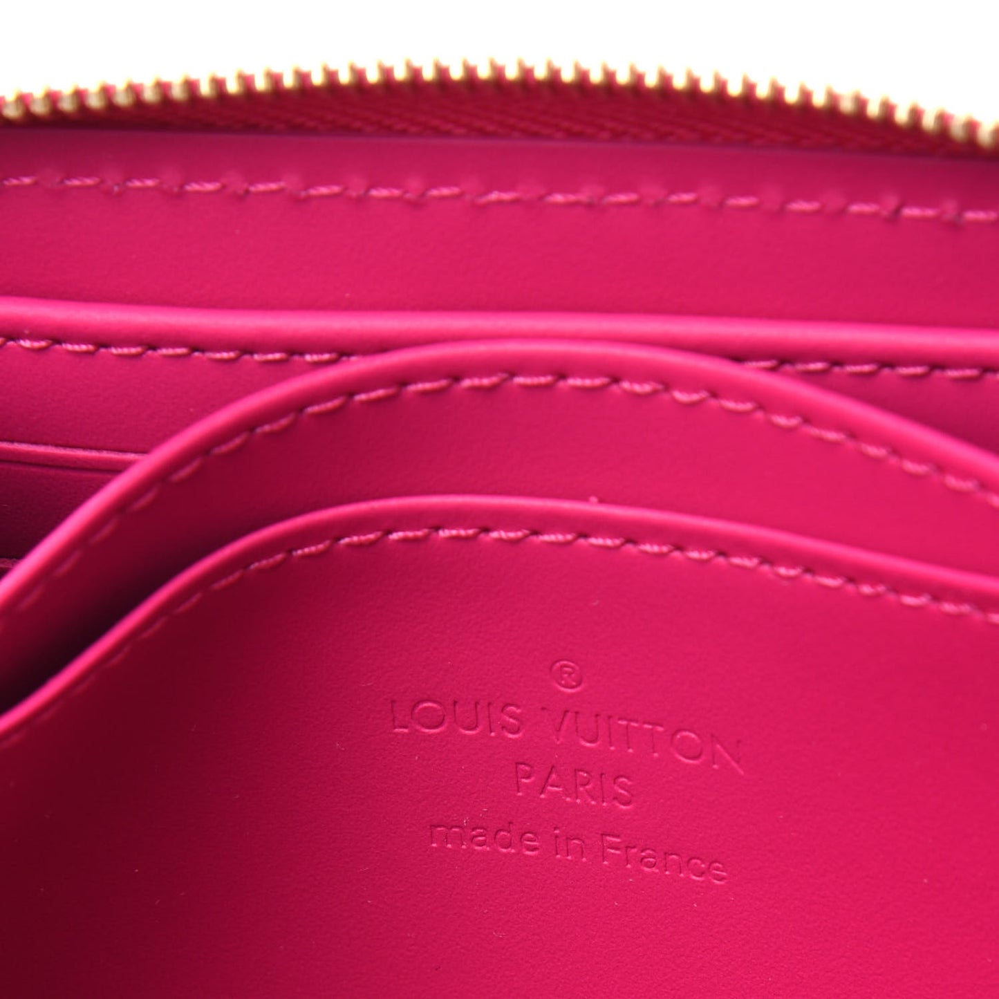 Vernis Valentine Zippy Coin Purse Fuchsia