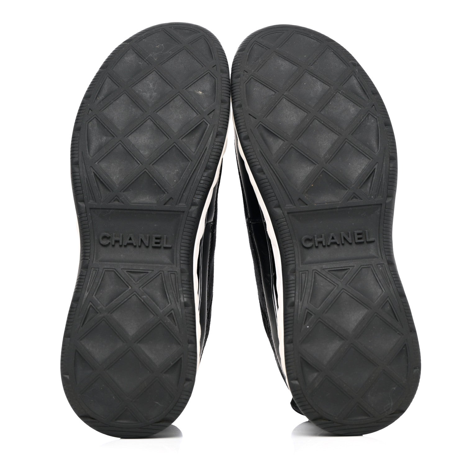 Chanel Velvet Calfskin Mixed Fibers CC Sneakers 41 Black 5 of 17