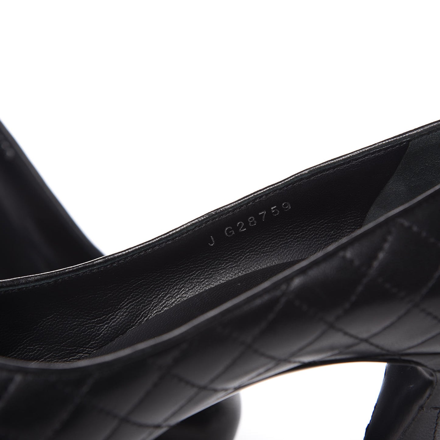 Lambskin Quilted Cap Toe Pumps 37 Black