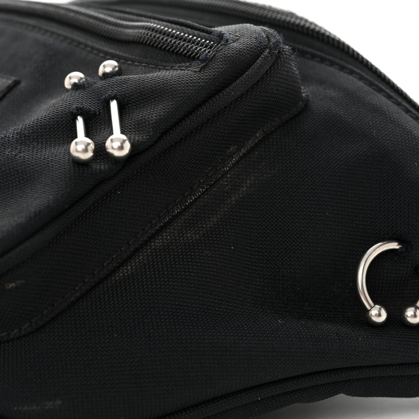 Nylon Canvas Logo Piercing Explorer Beltpack Black White