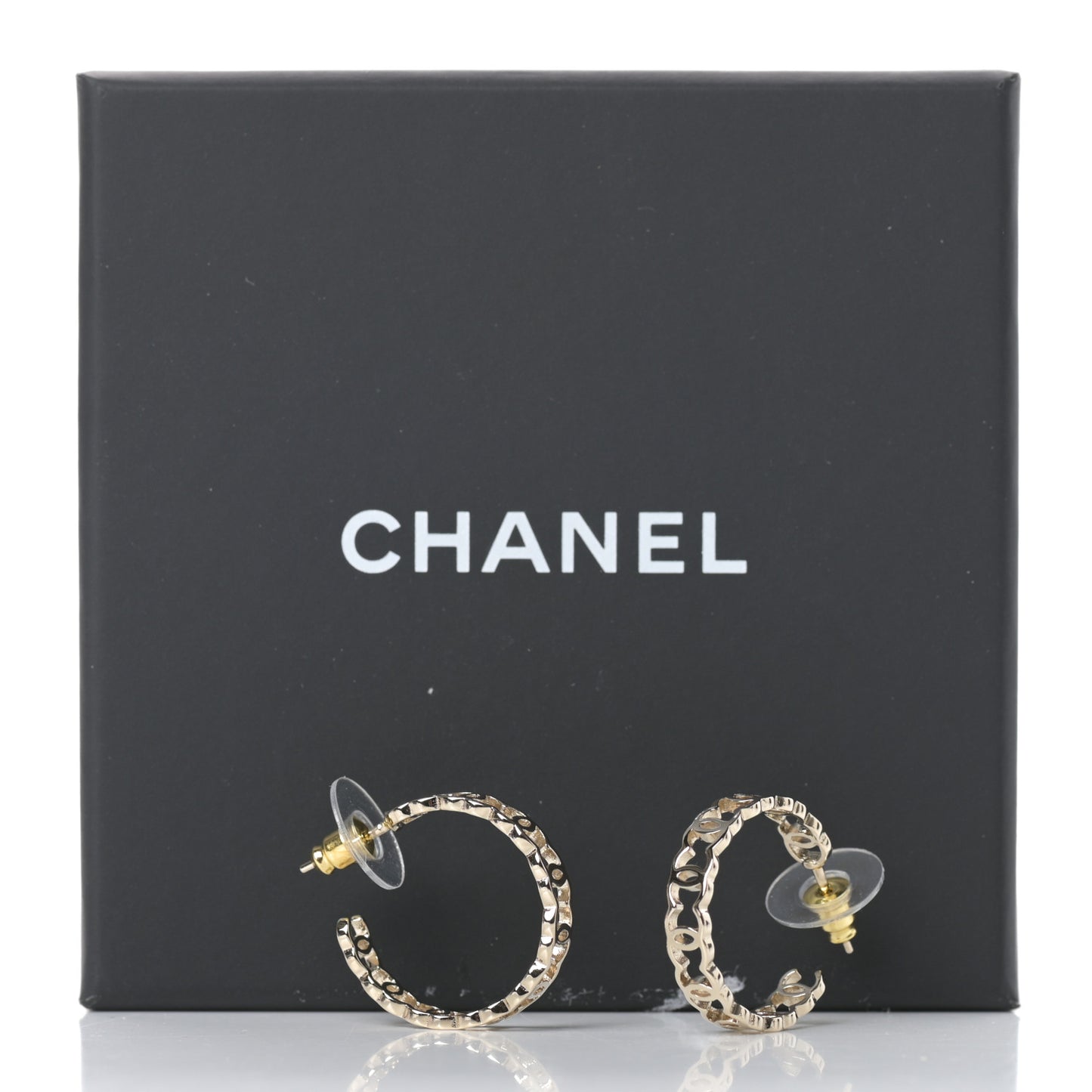 Metal CC Hoop Earrings Gold