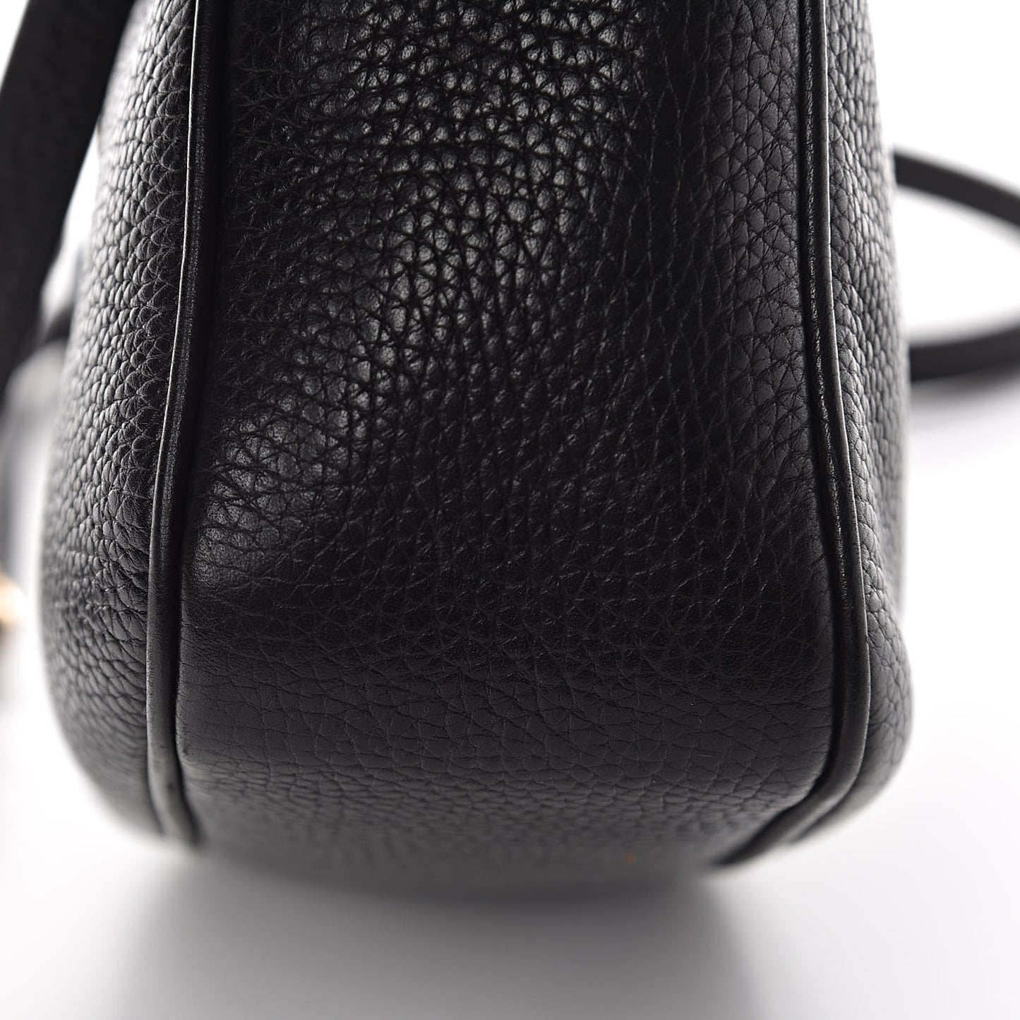 Pebbled Calfskin Small Soho Disco Bag Black