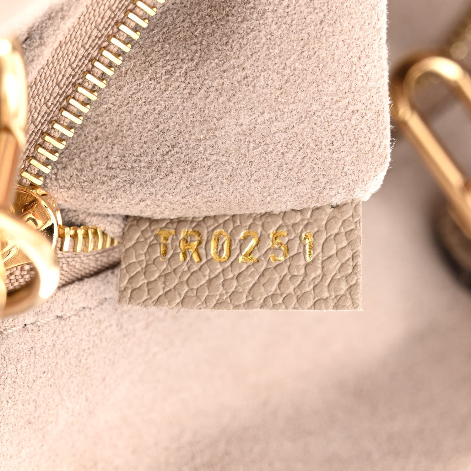Louis Vuitton Empreinte Monogram Giant Onthego PM Tourterelle Creme 7 of 11