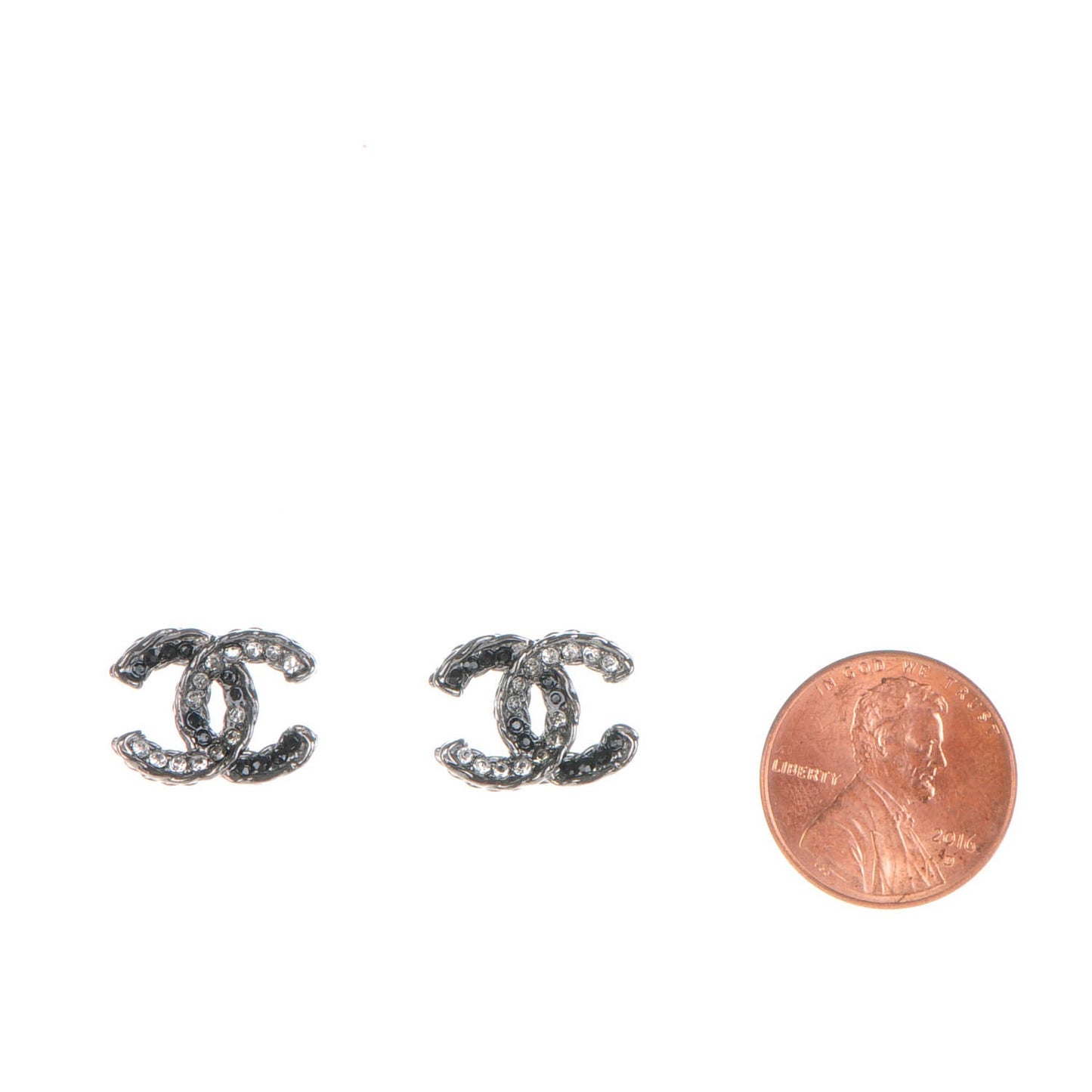Crystal CC Earrings Ruthenium Dark Grey