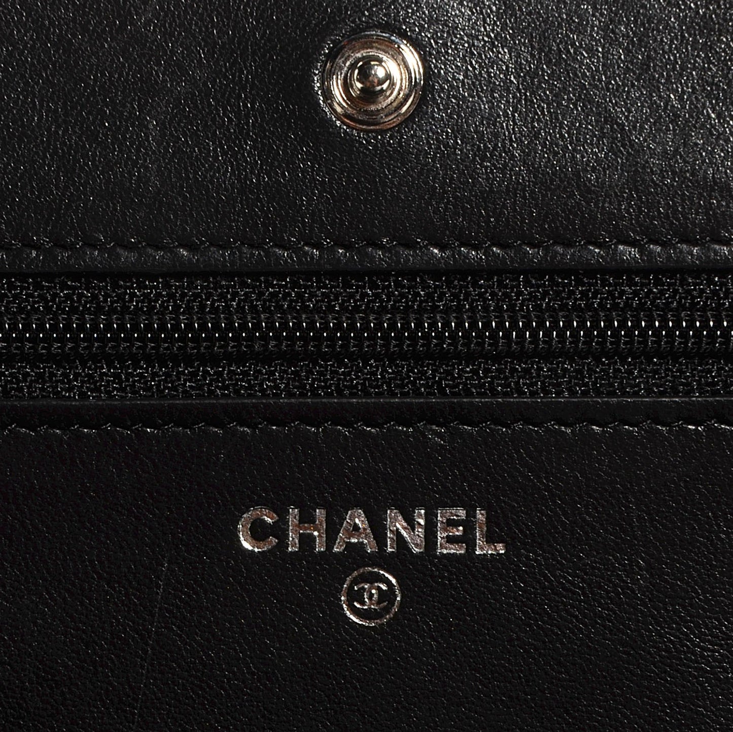 Lambskin Quilted Wallet On Chain WOC Black