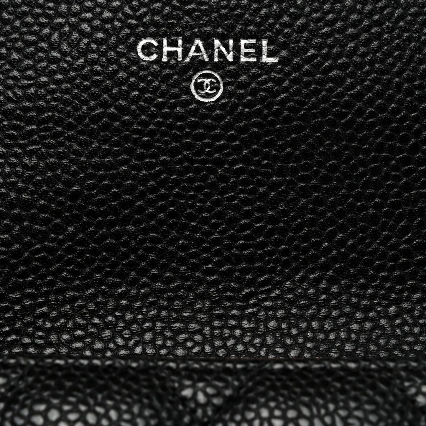 Caviar Quilted Large Gusset Flap Wallet Black