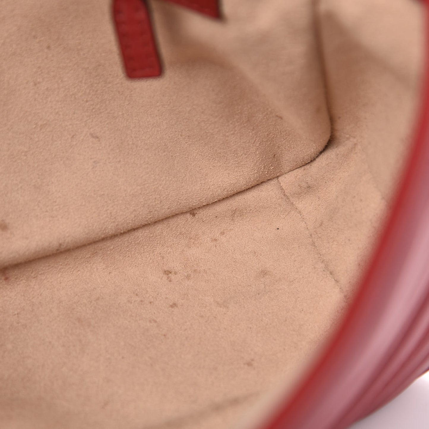 Calfskin Matelasse Small GG Marmont Shoulder Bag Hibiscus Red