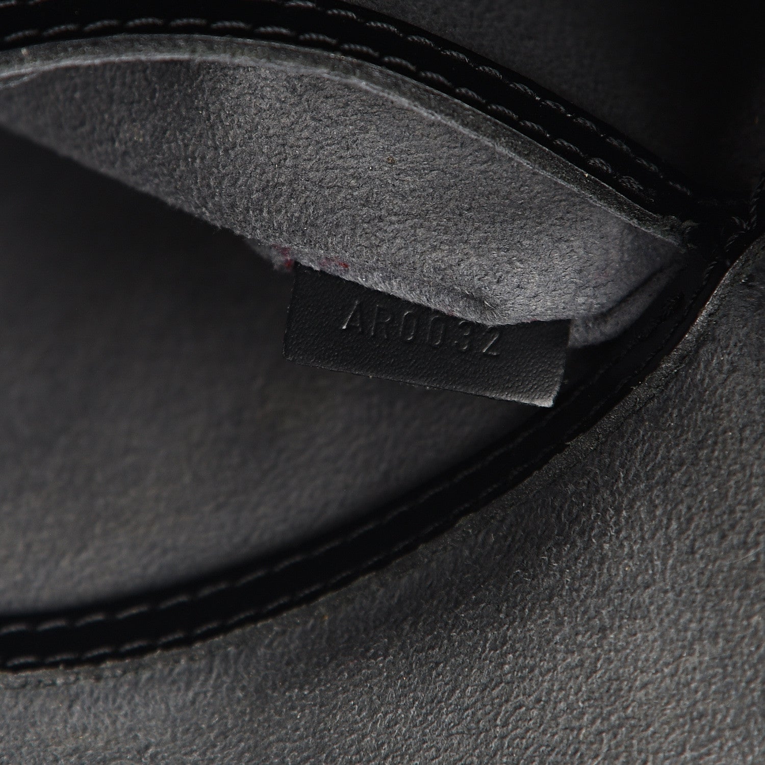 Louis Vuitton Epi Alma PM Black 6 of 12