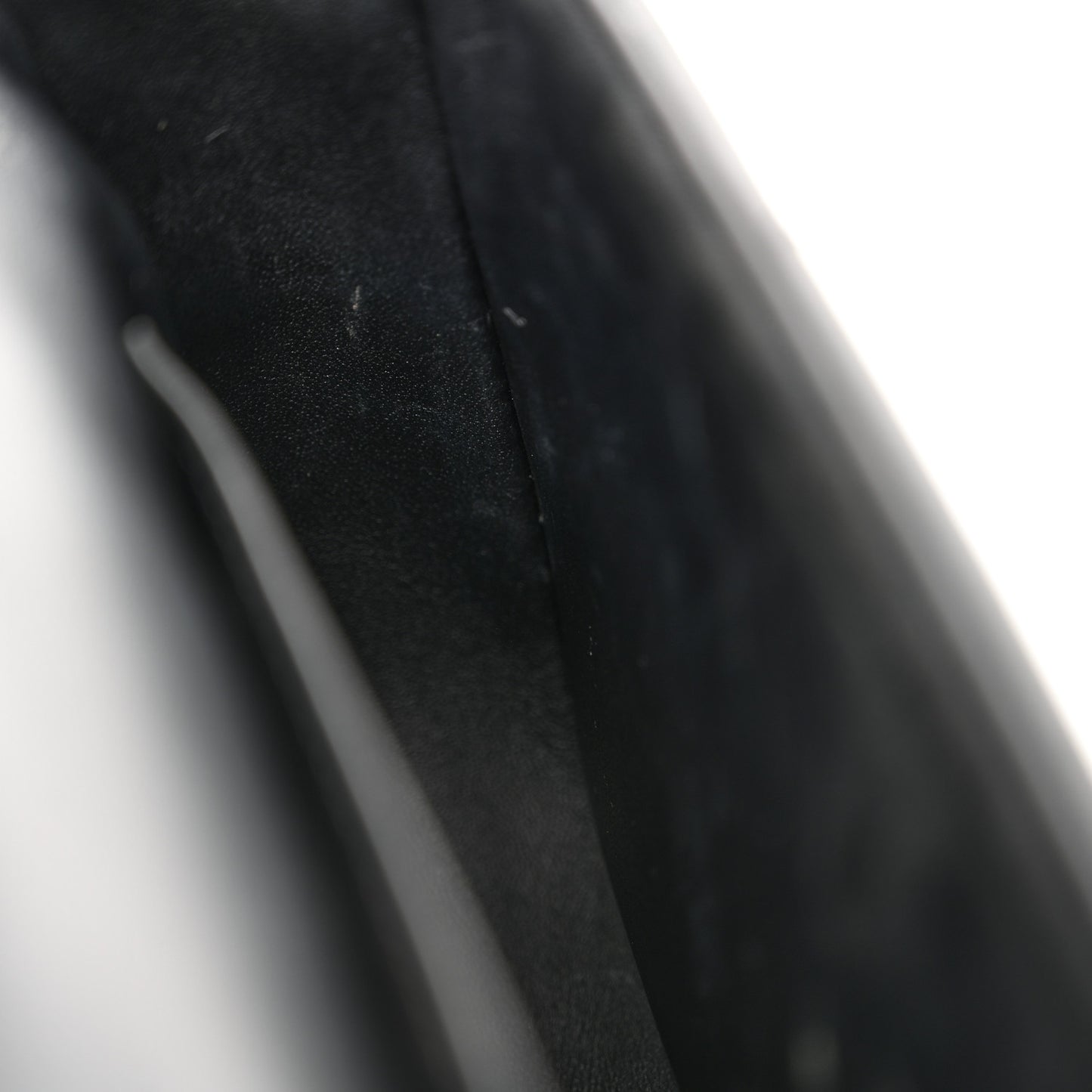 Goatskin Matelasse Chain Shoulder Bag Black