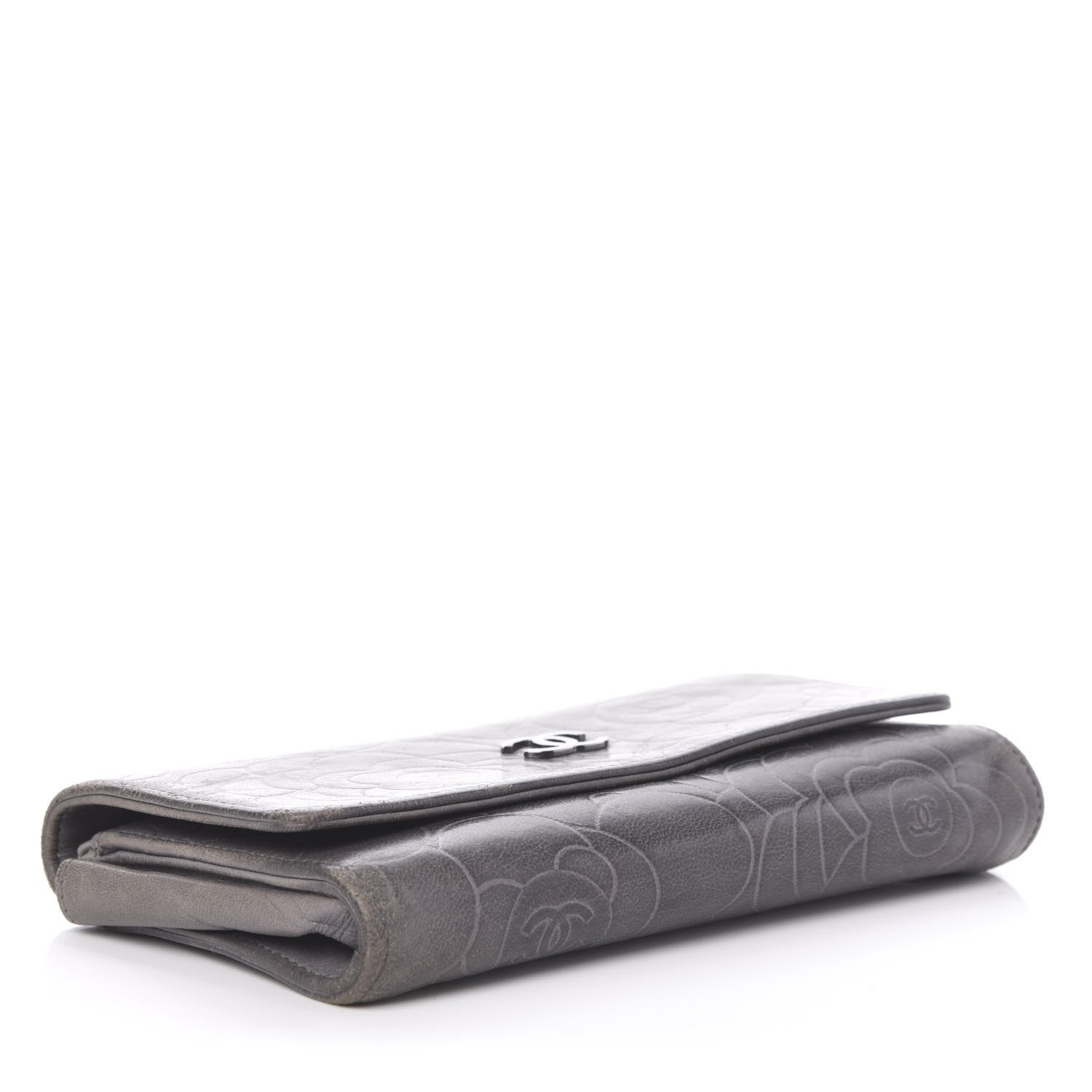 Chanel Lambskin Camellia Embossed Yen Wallet Grey 4 of 13