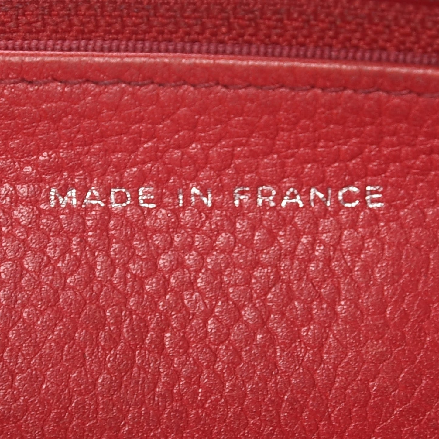 Caviar Quilted Wallet on Chain WOC Red