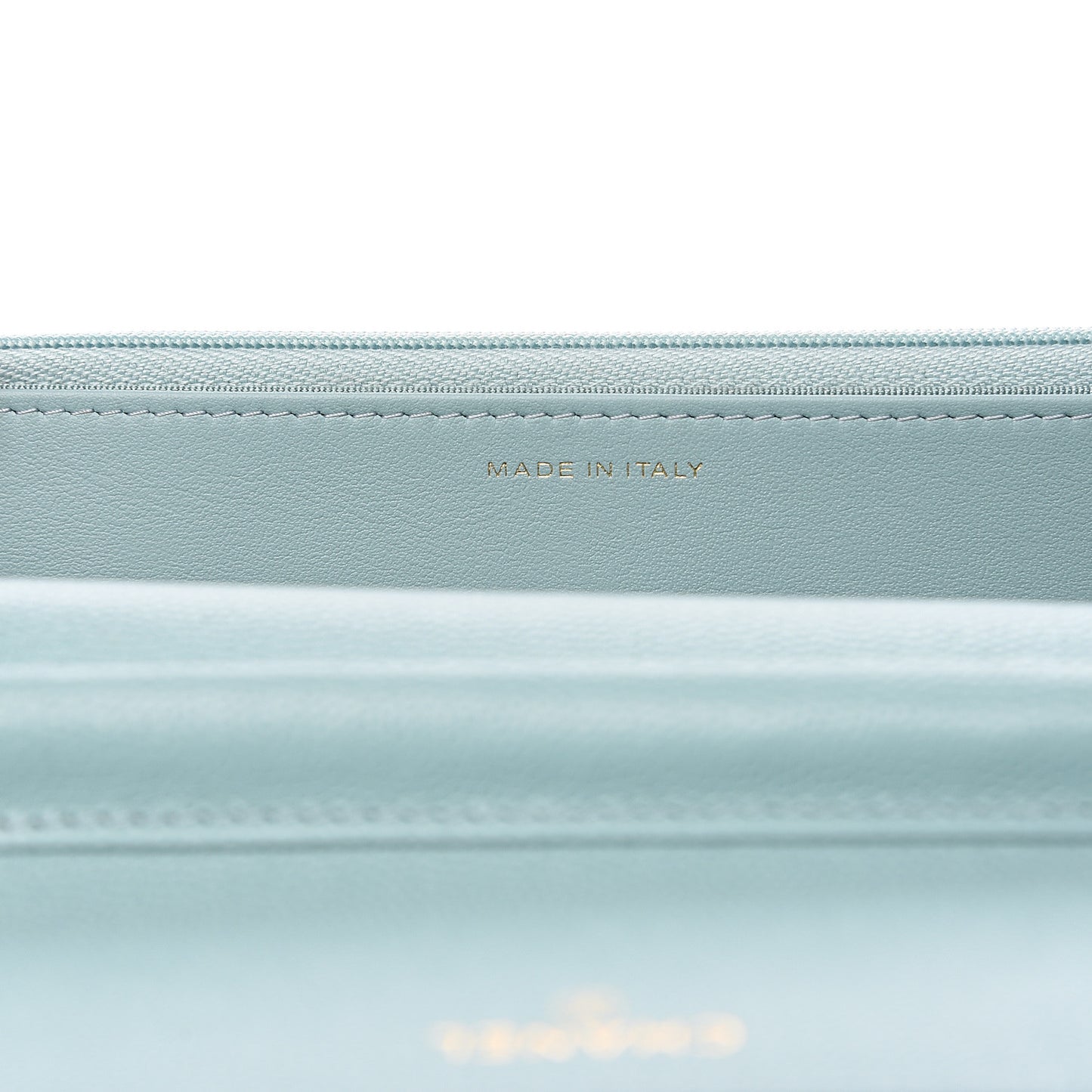 Caviar Quilted Wallet On Chain WOC Light Blue