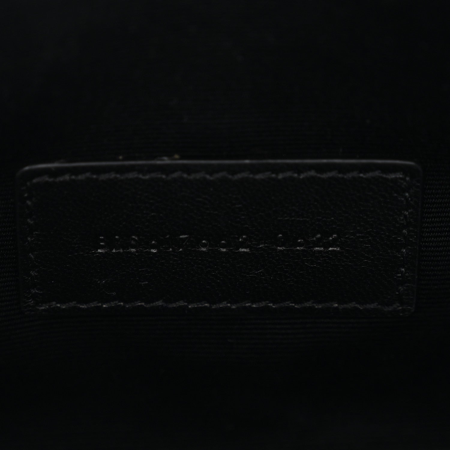 Saint Laurent Grain De Poudre Matelasse Chevron Monogram Monochrome Envelope Clutch Black 21 of 33