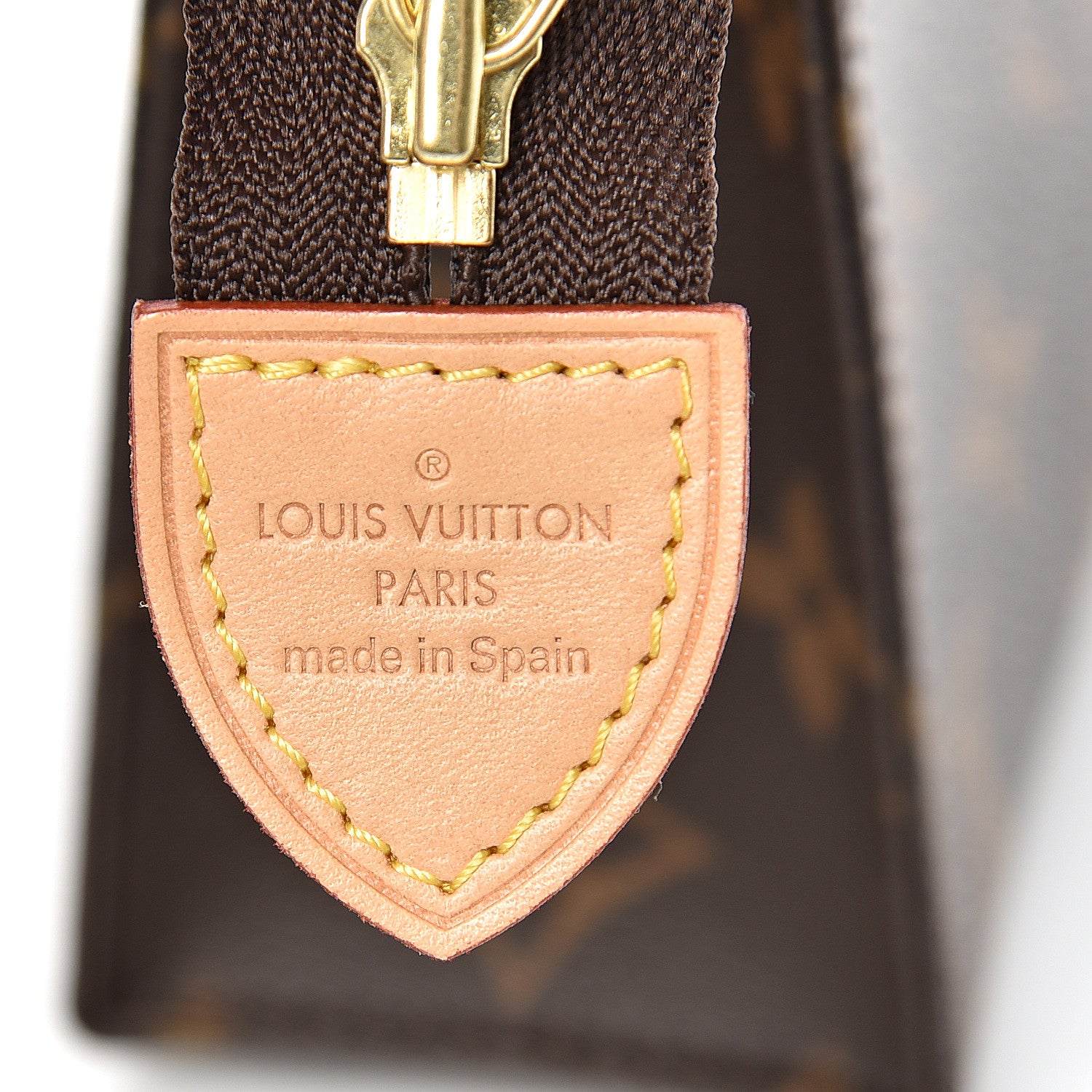 Louis Vuitton Monogram Toiletry Pouch 19 6 of 7