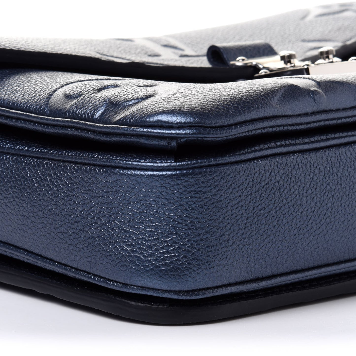 Metallic Empreinte Monogram Giant Pochette Metis Navy Nacre
