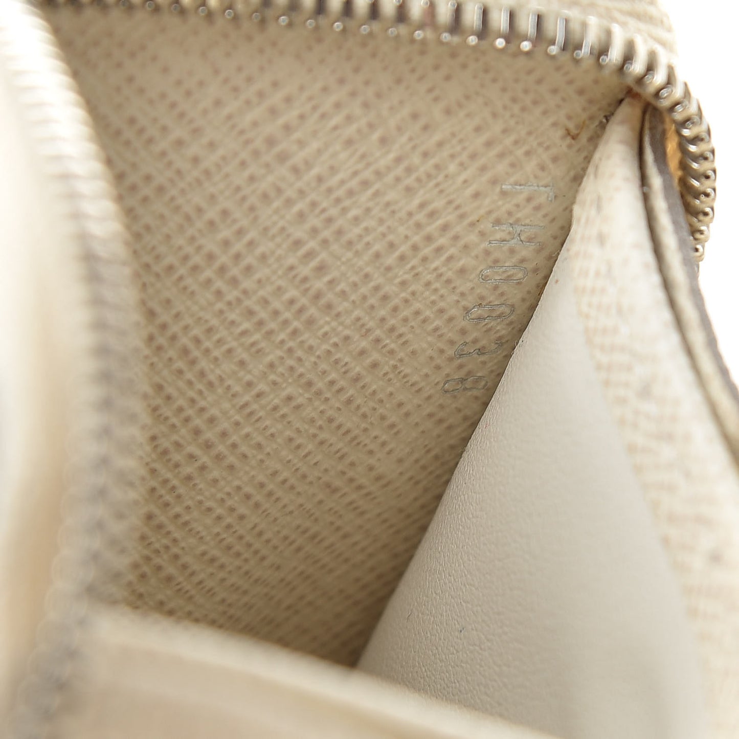 Epi Zippy Coin Purse Ivory