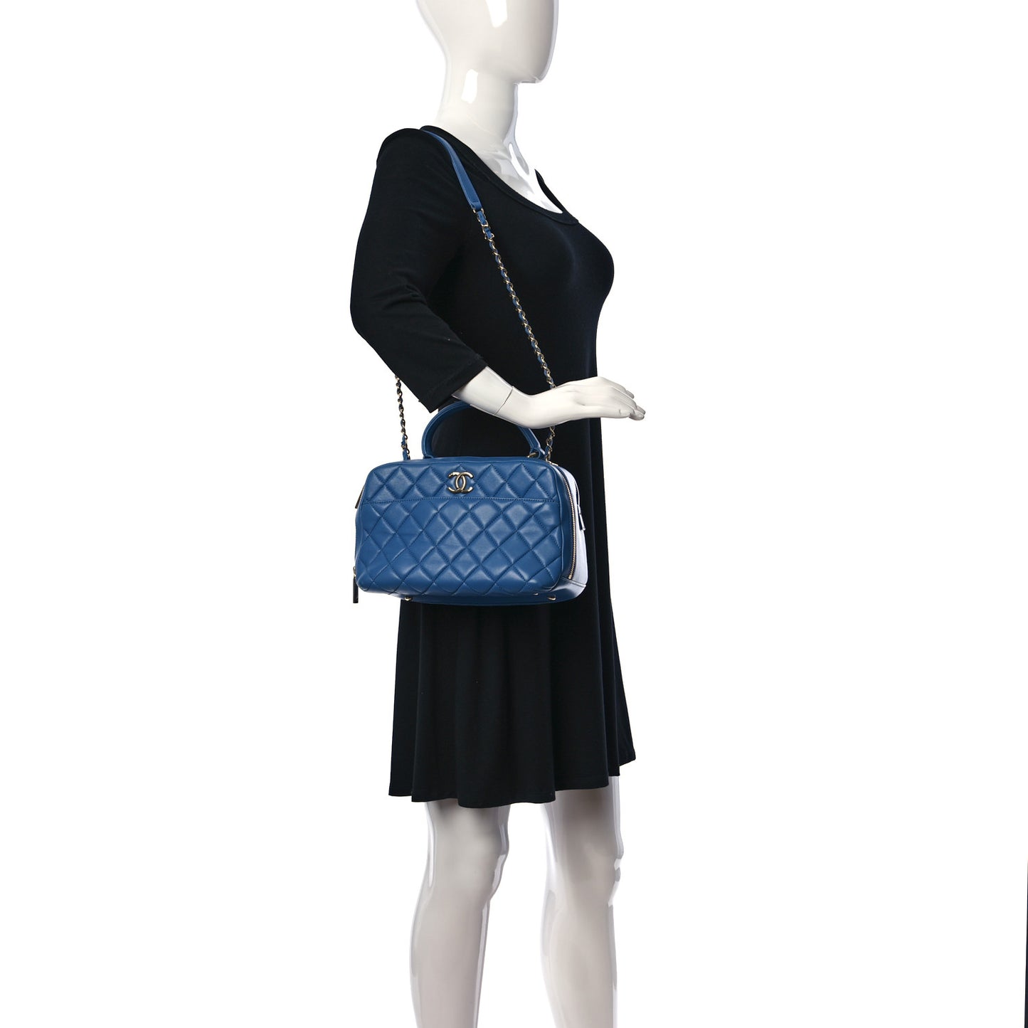 Lambskin Quilted Medium Trendy CC Bowling Bag Blue